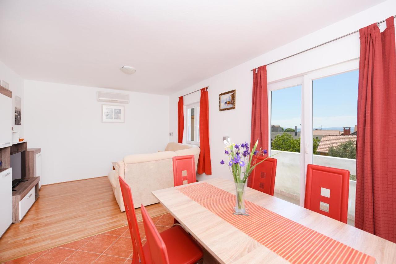 Apartments Sime Petrčane Kültér fotó
