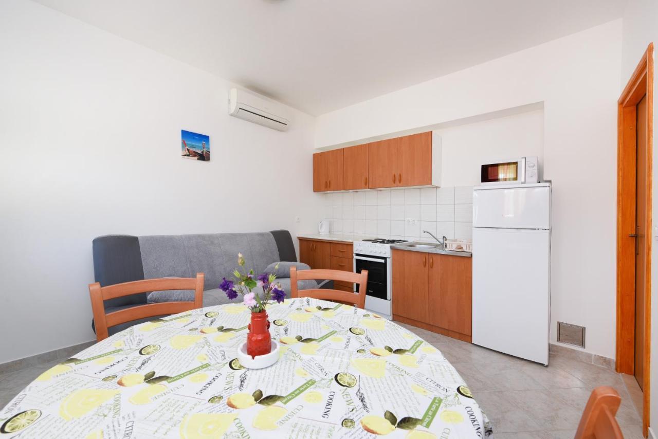 Apartments Sime Petrčane Kültér fotó