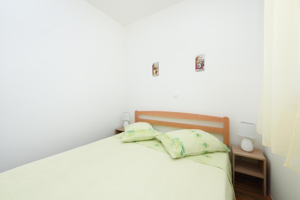 Apartments Sime Petrčane Kültér fotó