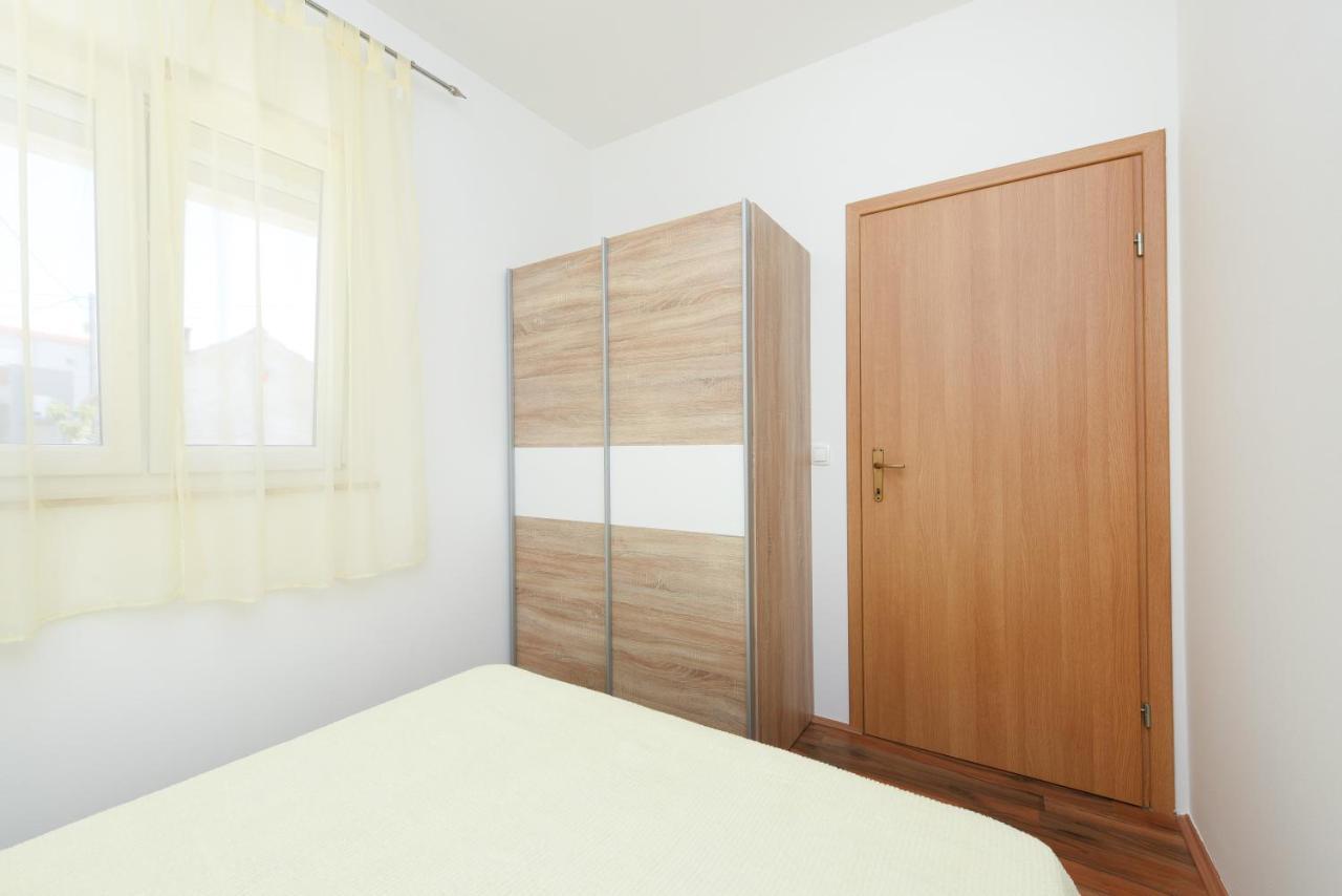 Apartments Sime Petrčane Kültér fotó