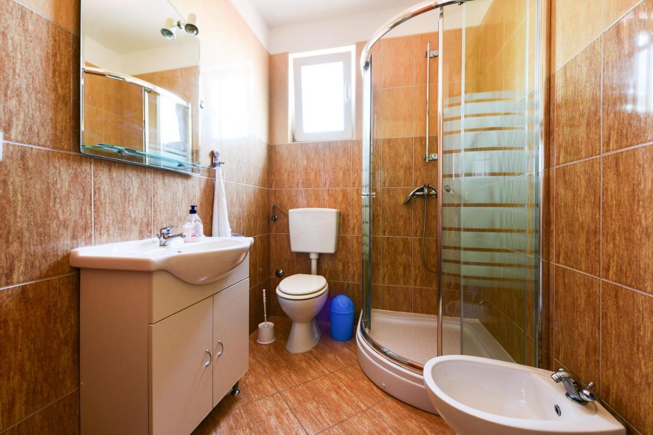 Apartments Sime Petrčane Kültér fotó